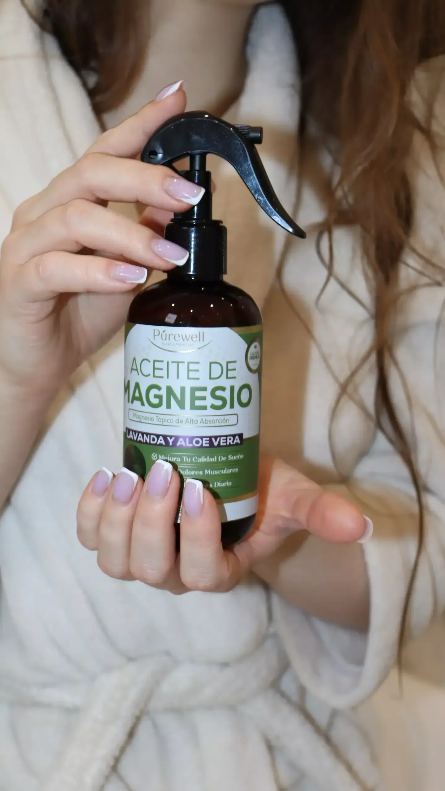 Cliente feliz usando el producto